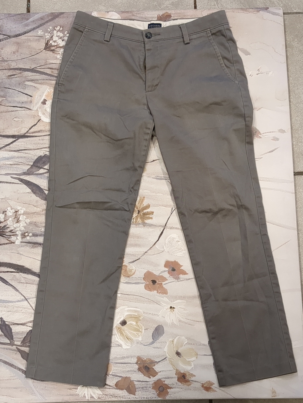 Dockers Men's Gray Chino Pants